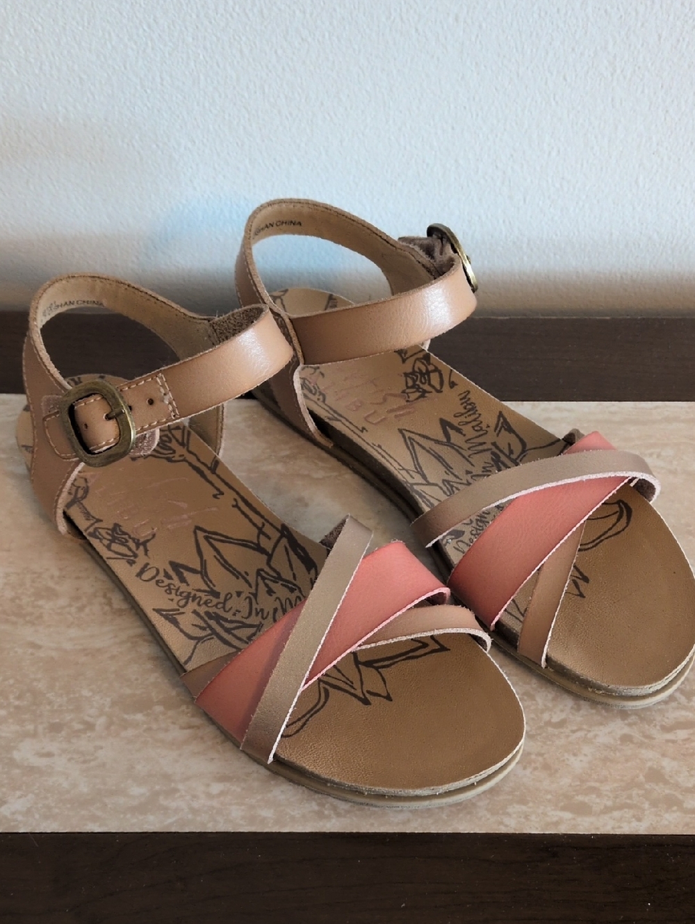 Blowfish Malibu Girls Leather Sandals Size 4